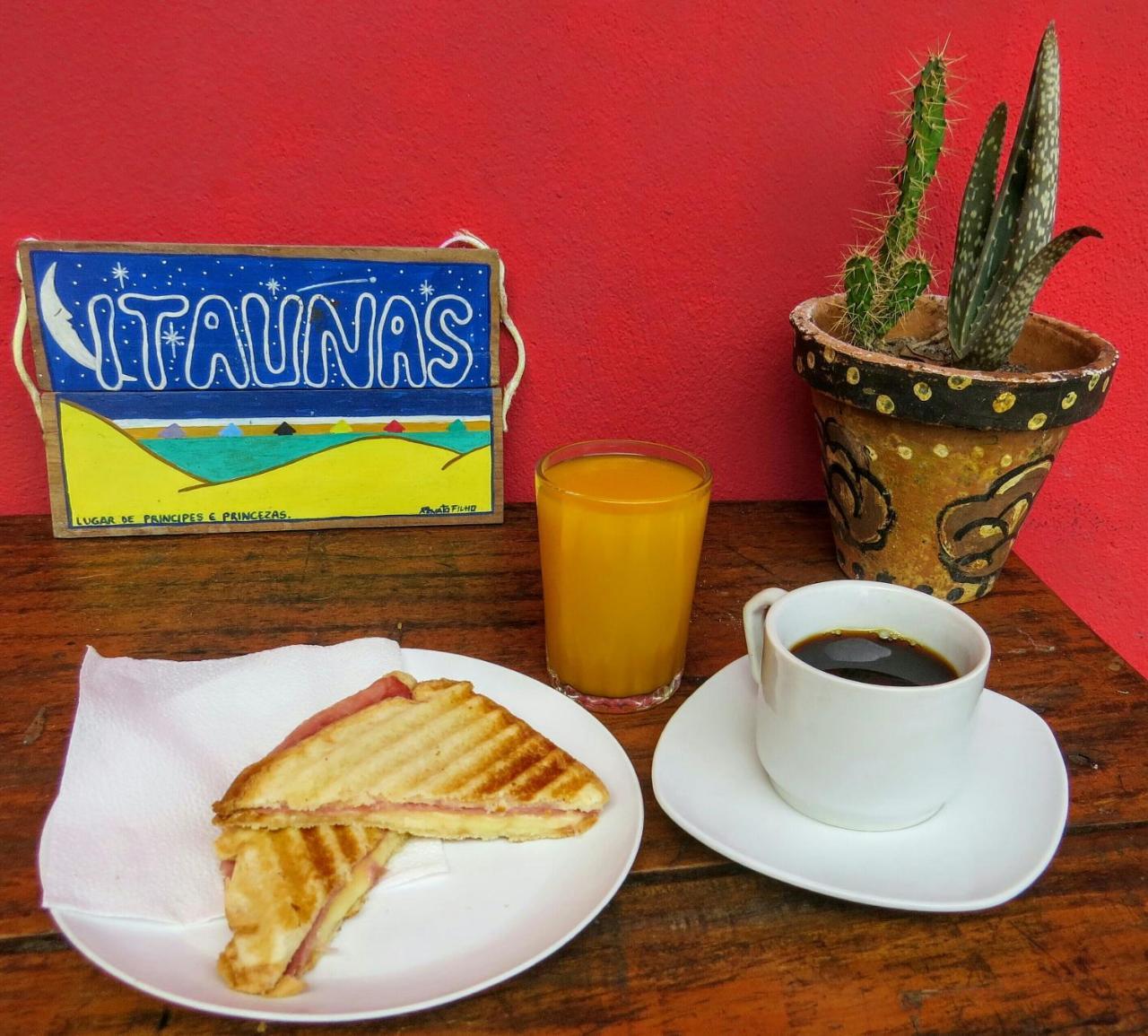 Tribo De Gaia Hostel Itaunas  Luaran gambar